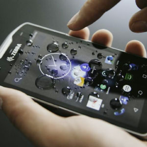 TS56 大きく堅牢なディスプレイ